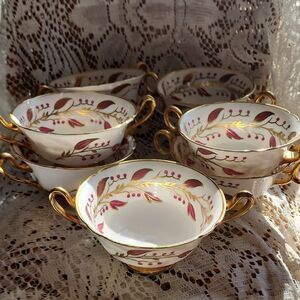 Rare Shelley Fine Bone China Double Handled Cream Soup Bowls  Pink Berry Vine
